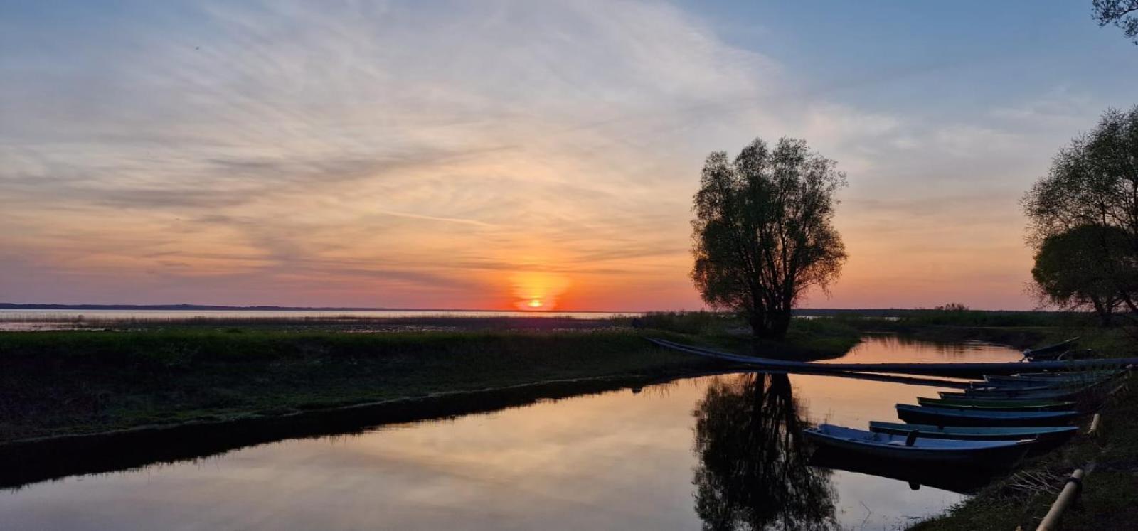 Kempings Ezerpriedes Burtnieki  Exteriör bild